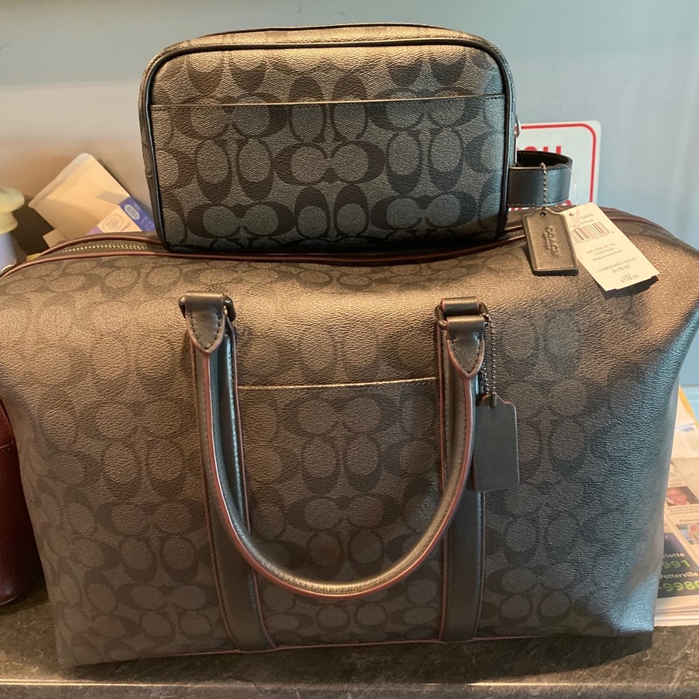 Cocah trekker duffel & bathroom bag